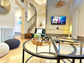 Newly Renovated Gem - Free Parking & Modern Comfort